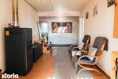 Casă cu 8 camere cu Teren 946 Mp în Central - 20