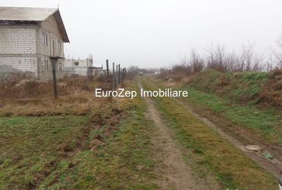 Teren intravilan de 1214 mp, în Varlaam