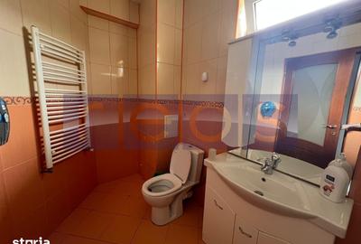 Casă cu 8 camere cu Teren 365 Mp în Timpuri Noi