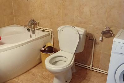 Casă cu 2 camere cu Teren 60 Mp în Central
