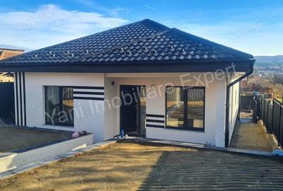 Casa noua de vanzare in Curtea de Arge?, cartier reziden?ial Marina. - 11