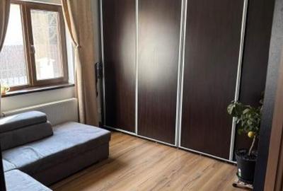 Casa cu 5 camere mobilata si utilata complet|toate utilitatile Casa cu 5 camere mobilata si utilata complet|toate utilitatile - 4