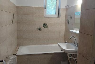 Apartament cu 2 camere decomandat în Calea București - 2