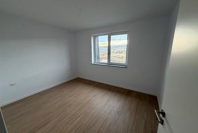 Apartament de vanzare, 3 camere, boxa inclusa, parcare - 5