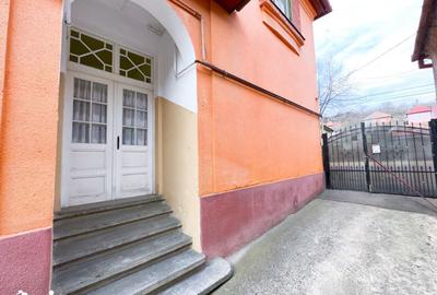 Casă cu 5 camere cu Teren 990 Mp în Central - 18