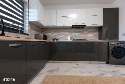Casă cu 3 camere cu Teren 445 Mp în Șerbănești - 13