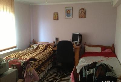 Casă cu 6 camere cu Teren 1000 Mp în Fălticeni - 9