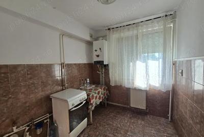 Apartament 2 camere etaj 3 4 Bld. Independentei colt cu str. Scolilor - 4
