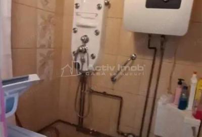 Garsoniera - Tractorul - 4