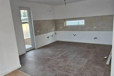 Casă cu 4 camere în Odăile - 5