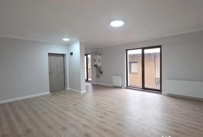 Apartament cu 3 camere semidecomandat în Dămăroaia - 10