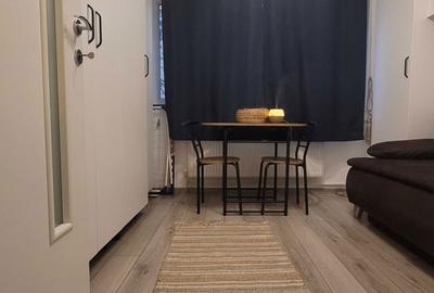 Garsonieră decomandată în UMT - 2