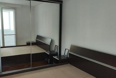 Vanzare apartament luminos de 2 camere in Titan-Lotru, pret negociabil - 2