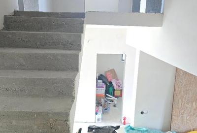 Vand casa in duplex in Deva, semifinisata, zona Garii (peste linie) - 12