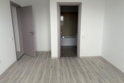 Apartament cu 3 camere decomandat în Titan - 6