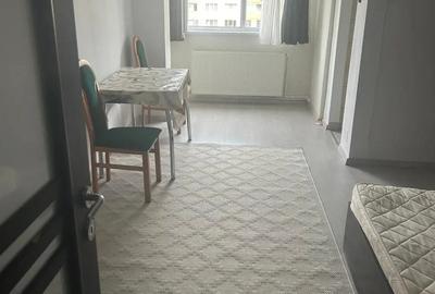 Inchiriez garsoniera Inchiriez garsoniera - 7