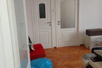 Apartament cu 2 camere semidecomandat în Micro 1 - 10
