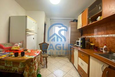 4 Camere cu 2 bai si balcon etaj intermediar izolat exterior in Inel 2 - 6