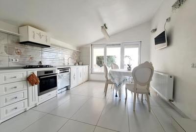 Casă elegantă, complet mobilată, cu curte amenajată - 5