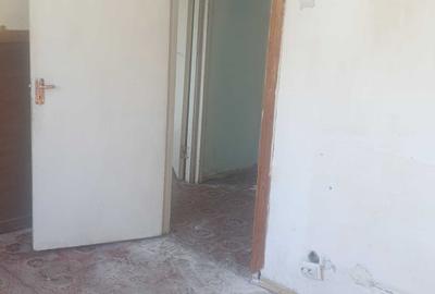 Apartament cu 3 camere semidecomandat în Central - 2