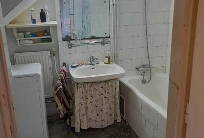 Duplex cu 4 camere cu Canalizare în Central - 10