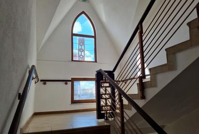 Spatii de Birou la Cheie - 8