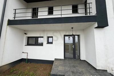 Casă cu 3 camere cu Teren 315 Mp în Central - 9