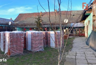 Casă cu 7 camere cu Teren 1458 Mp în Lenauheim - 15
