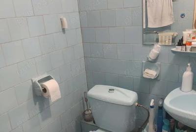 Inchiriez apartament doua camere decomandate - 2