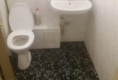 Apartament cu 3 camere decomandat în Tractorul - 2