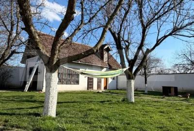 Casă cu 5 camere cu Teren 21111 Mp în Central - 12