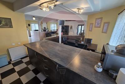 CASĂ SPAȚIOASĂ ȘI PRIMITOARE ÎN CENTRUL ORAȘULUI  AVRIG JUD,  SIBIU - 5