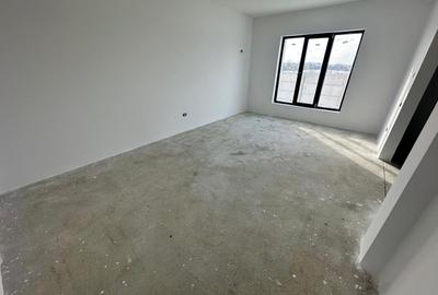 Casă individuală cu 4 camere cu Canalizare în Central - 6