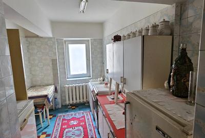 Mangalia /4 camere circular/ etaj 3/4 - 4