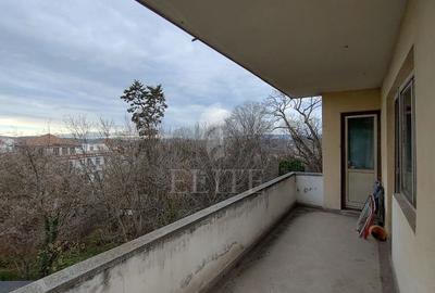 Apartament cu 4 camere decomandat în Central - 15