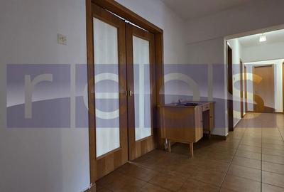 Apartament cu 5 camere în Centrul Civic - 8