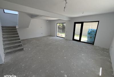 Casă cu 4 camere cu Teren 375 Mp în Ștefănești - 9