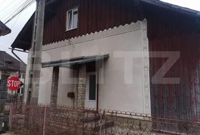 Casă cu 5 camere cu Teren 250 Mp în Central - 3