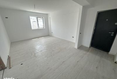 Apartament cu 3 camere semidecomandat în Central - 5