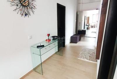 Apartament cu 3 camere semidecomandat, mobilat în Central - 14