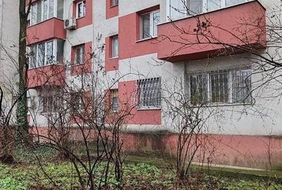 Apartament cu 2 camere decomandat în Cotroceni - 1