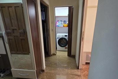 Apartament cu 3 camere decomandat în Spitalul Județean - 4