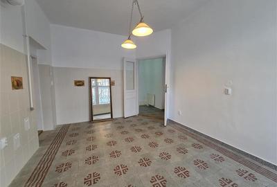 Apartament cu 4 camere decomandat în Centrul Istoric - 24