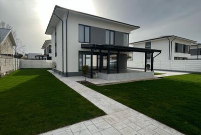 Casă cu 5 camere în Bragadiru