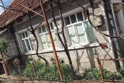 Casă cu Teren 1415 Mp în Husasău de Tinca