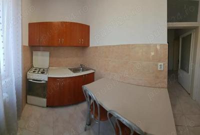Apartament cu 2 camere decomandat central-Cetate-Medicina - 3