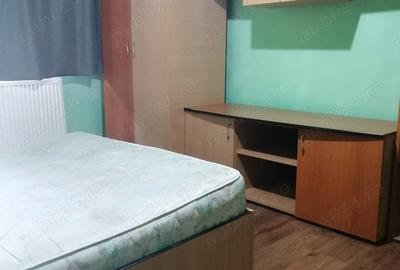 Garsonieră decomandată în Central - 7