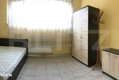 Casă cu 4 camere cu Teren 1023 Mp în Central