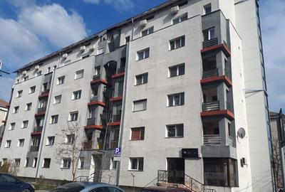 Garsonieră decomandată în Decebal - 8