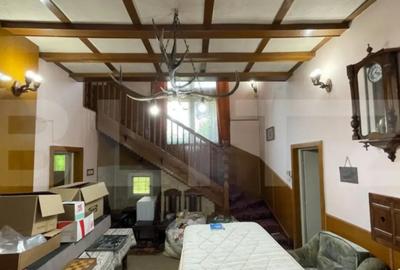 Casă cu 6 camere cu Teren 854 Mp în Elisabetin